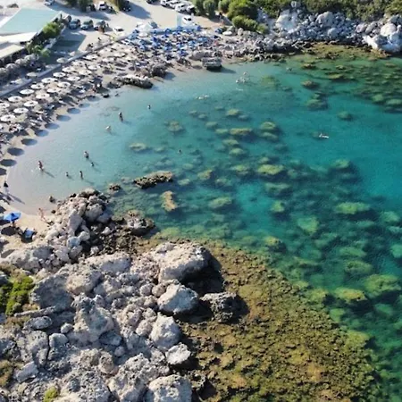 Ladiko -anthony Quinn Bay 3*