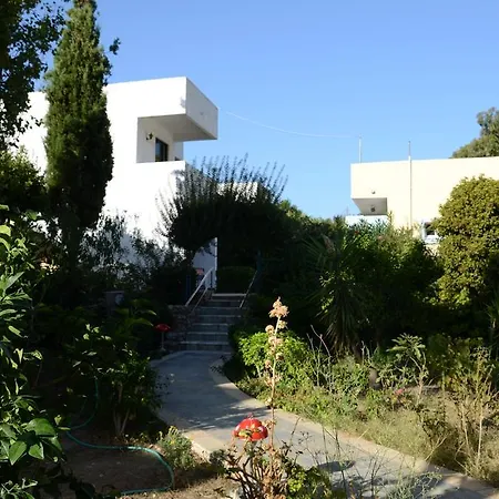 Hotel Ladiko -anthony Quinn Bay